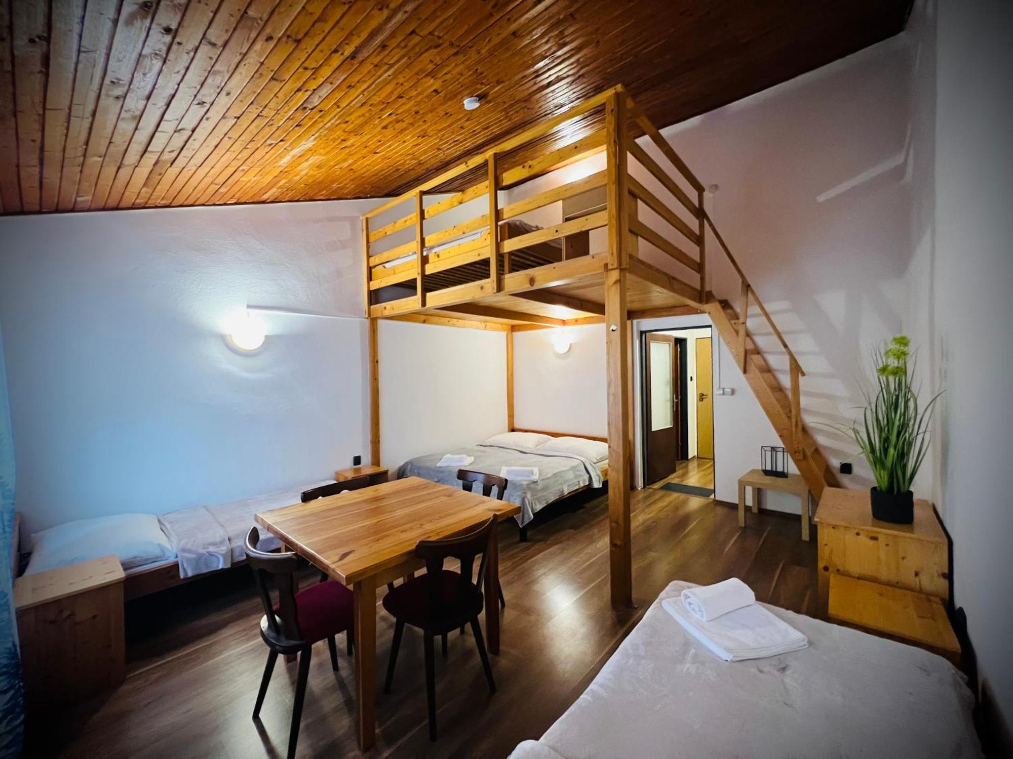 Bystra 94 Profibikers Hotel Bagian luar foto